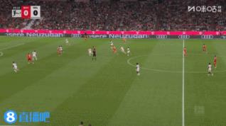 德甲首球！奥利塞右脚抽射破僵，拜仁1-0领先莱比锡
